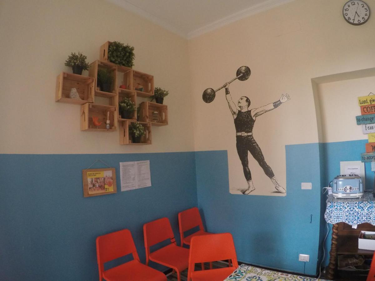 Home Genoa Hostel מראה חיצוני תמונה