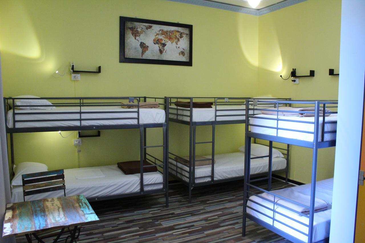 Home Genoa Hostel מראה חיצוני תמונה