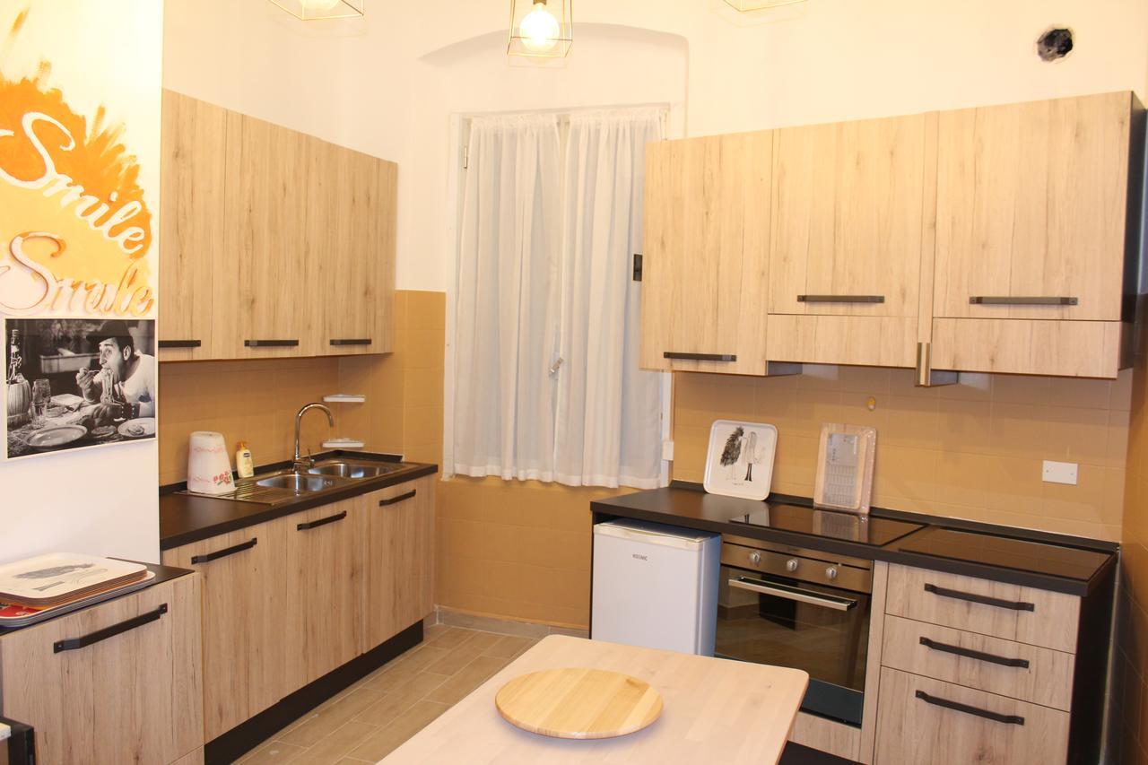 Home Genoa Hostel מראה חיצוני תמונה