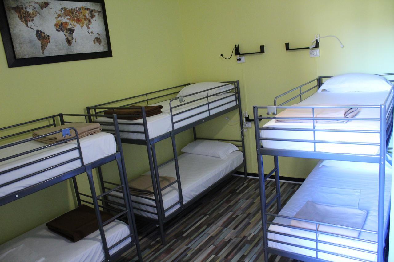 Home Genoa Hostel מראה חיצוני תמונה