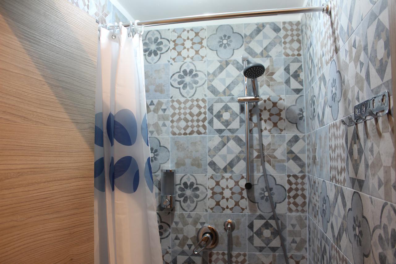 Home Genoa Hostel מראה חיצוני תמונה