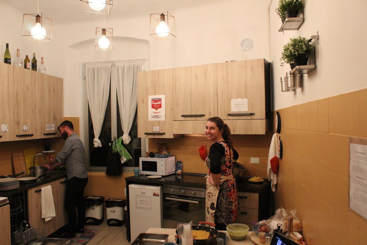 Home Genoa Hostel מראה חיצוני תמונה